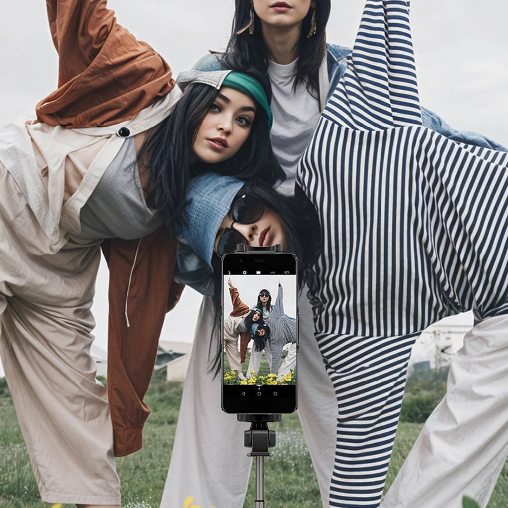 Magnetic Phone Vlog Selfie Monitor Screen for Rear Camera – Wireless Display for iOS & Android